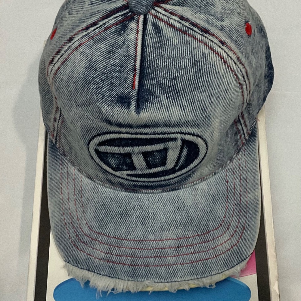 DIESEL CAP - Picture 5 of 6